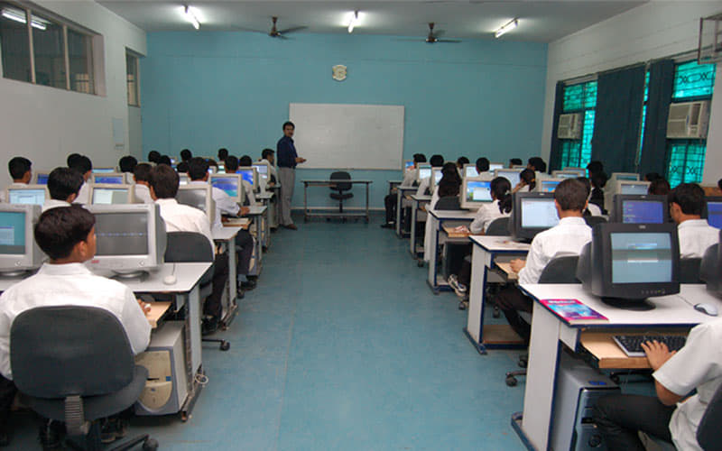 Mewar Institute of Management Ghaziabad Laboratory photo 1